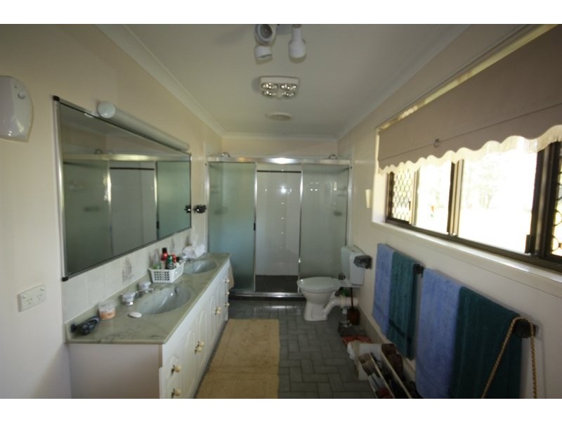 229 Teviot Road, Carbrook QLD 4130