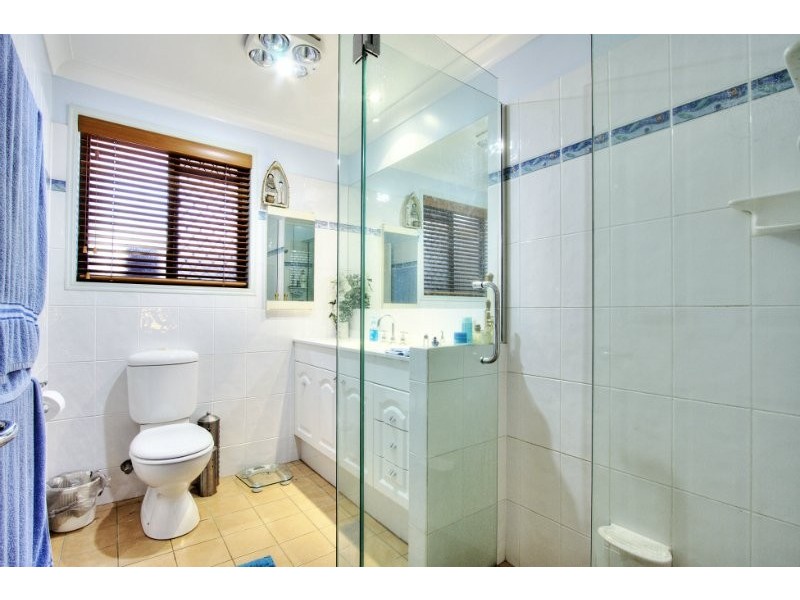 3 Benjamin Way, Windaroo QLD 4207