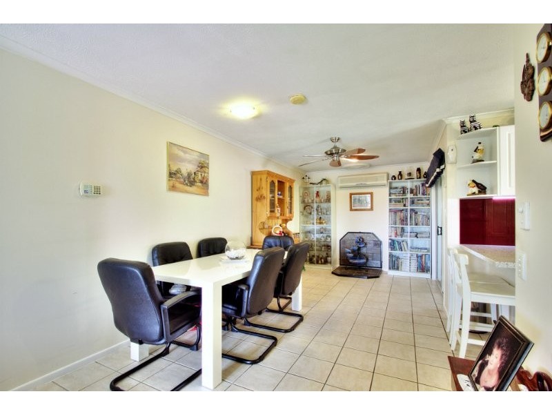 9 Avonmore Street, Edens Landing QLD 4207