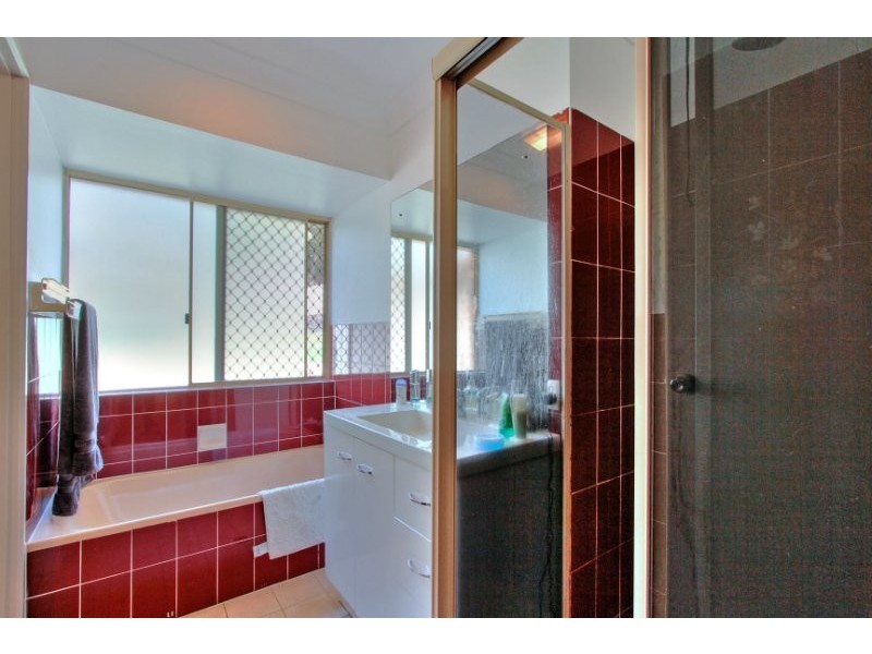 34 Adelong Road, Shailer Park QLD 4128