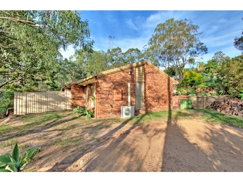 34 Adelong Road, Shailer Park QLD 4128