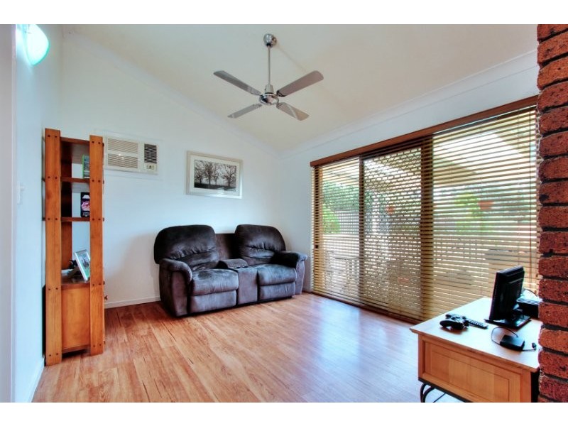 9 Oxley Circuit, Daisy Hill QLD 4127