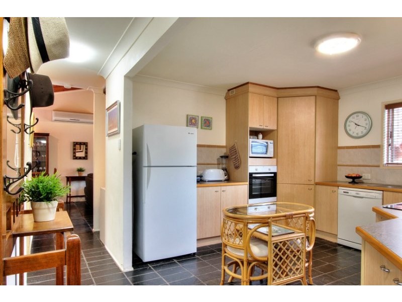 6 Trinette Street, Shailer Park QLD 4128