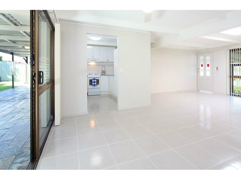 48 Brentwood Drive, Daisy Hill QLD 4127