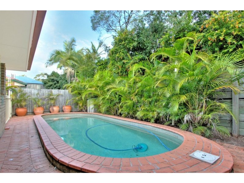 6 Ridgepointe Drive, Cornubia QLD 4130