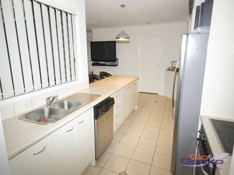 29 Scenic Crescent, Springfield QLD 4300