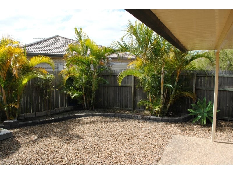 27 Lake Breeze Drive, Loganholme QLD 4129