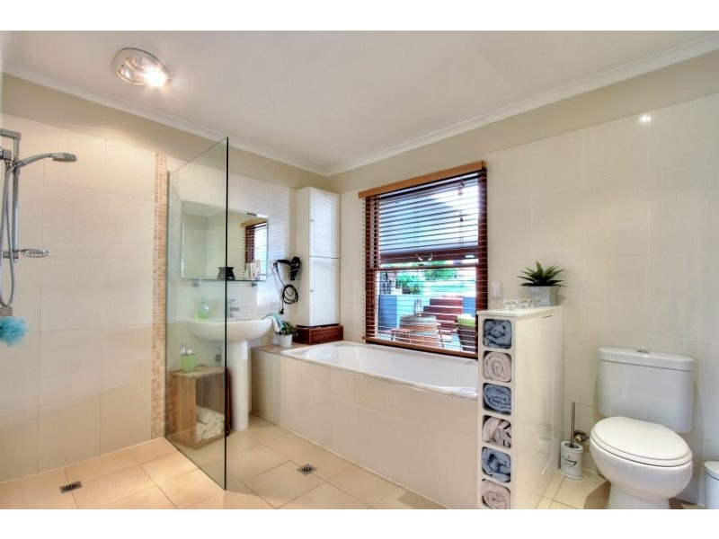 27 Floret Street, Shailer Park QLD 4128