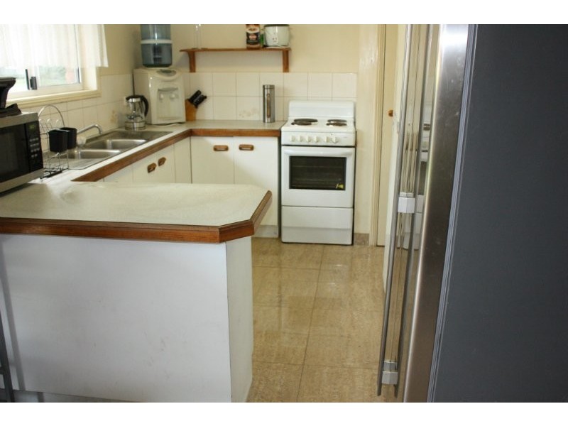 124 Castile Crescent, Edens Landing QLD 4207