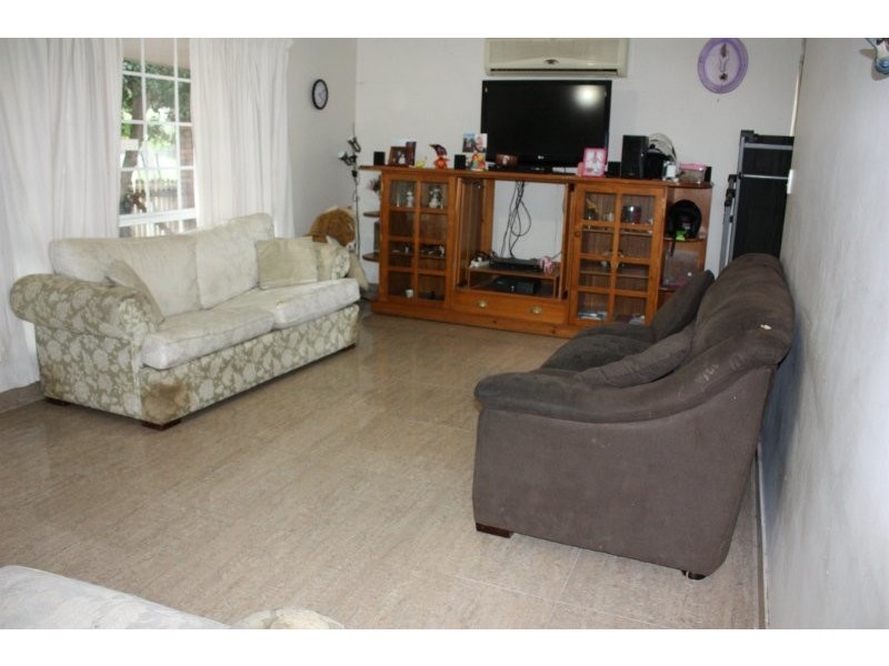 124 Castile Crescent, Edens Landing QLD 4207