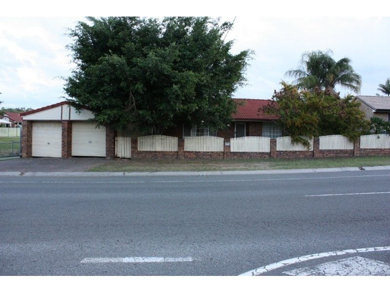 124 Castile Crescent, Edens Landing QLD 4207