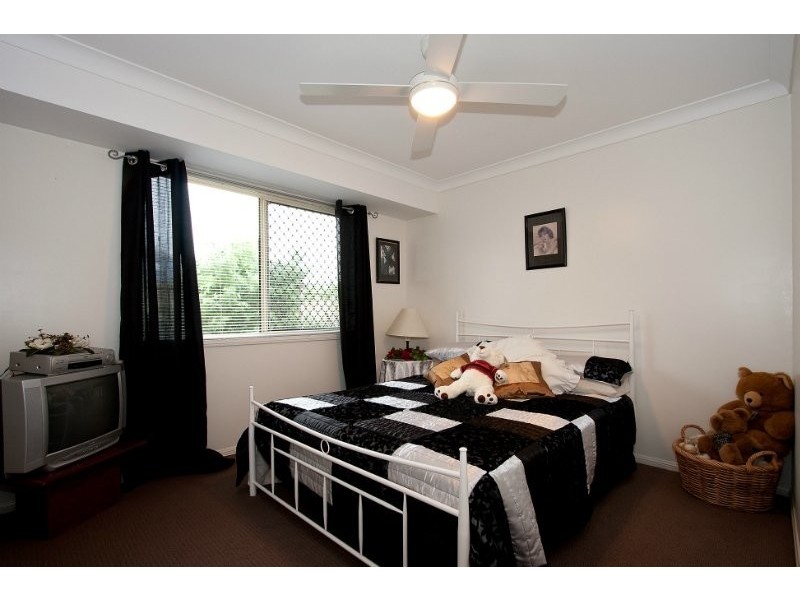 38 Lake Breeze Drive, Loganholme QLD 4129