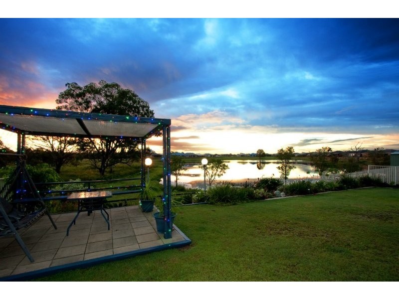 38 Lake Breeze Drive, Loganholme QLD 4129