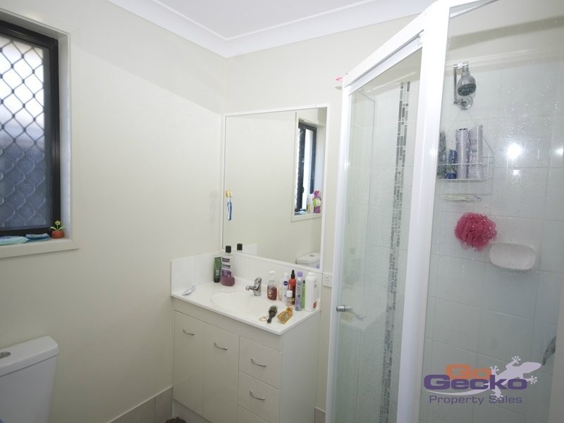 35 Grand Canyon Drive, Springfield Lakes QLD 4300