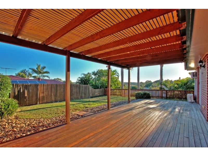 6 Meridian Ct, Tanah Merah QLD 4128