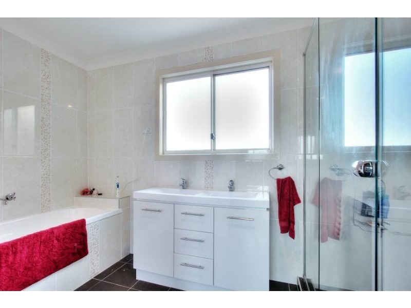 38 Oregon Drive, Shailer Park QLD 4128