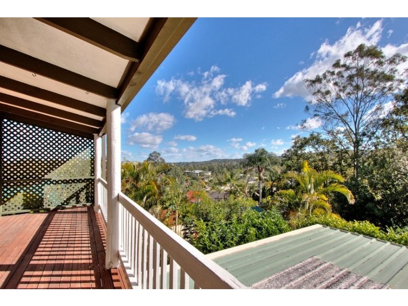9 Voltaire Street, Shailer Park QLD 4128