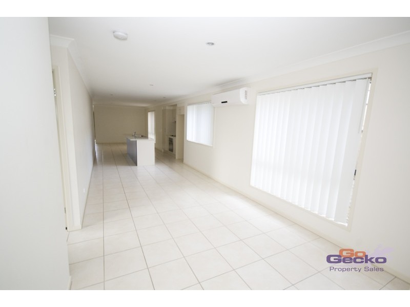 20 Francisca Drive, Augustine Heights QLD 4300
