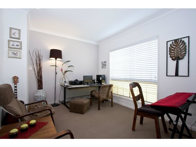 19 Bauple Crescent, Rochedale South QLD 4123