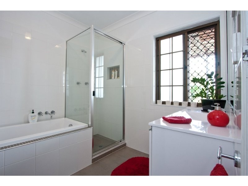 19 Bauple Crescent, Rochedale South QLD 4123