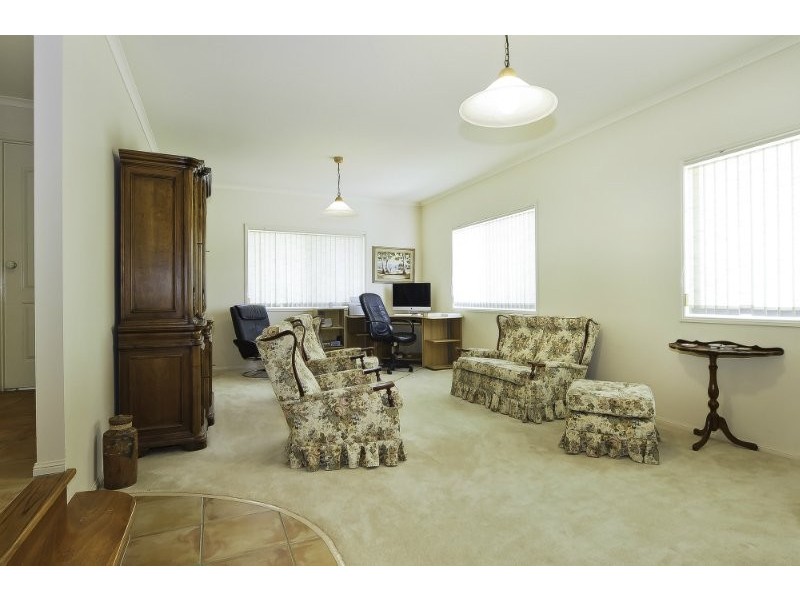 22 Tangadee Court, Shailer Park QLD 4128