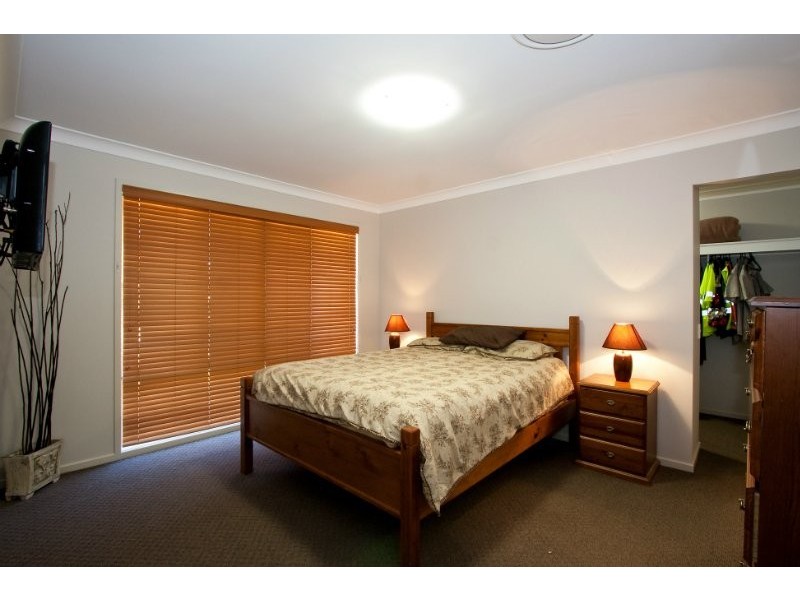 60 Constellation Drive, Loganholme QLD 4129