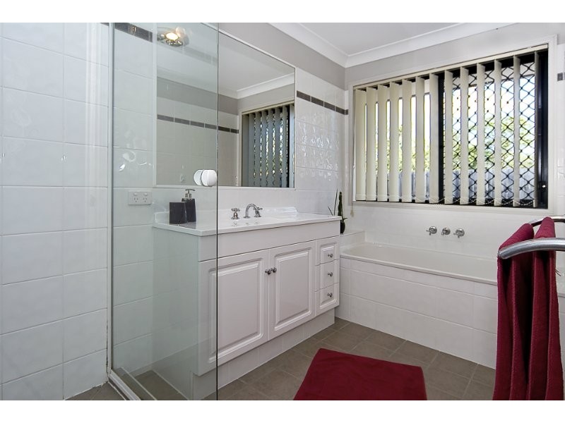 16 Hayley Street, Cornubia QLD 4130