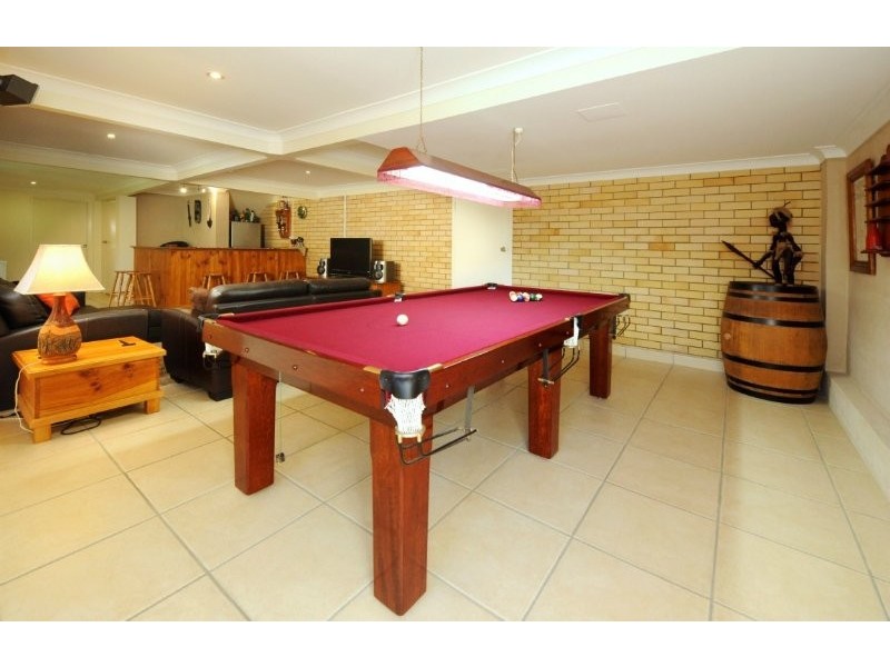 6 Jocelyn Grove, Springwood QLD 4127