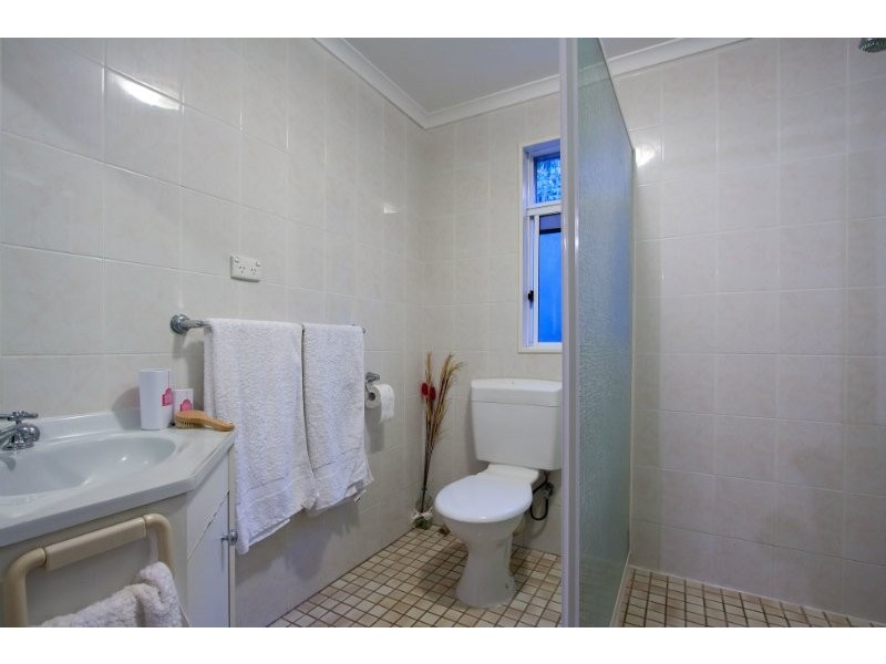 11 Holyoake Drive, Daisy Hill QLD 4127