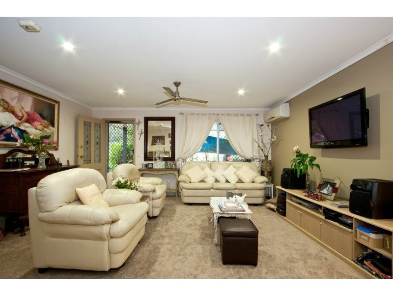 10 Farrow Street, Daisy Hill QLD 4127