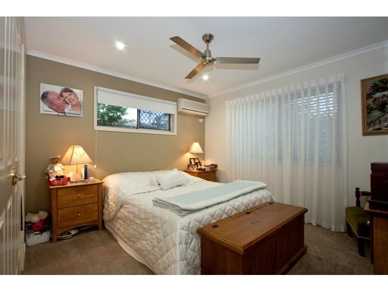 10 Farrow Street, Daisy Hill QLD 4127