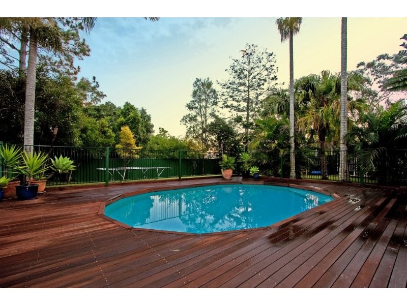 18 Mayflower Street, Daisy Hill QLD 4127