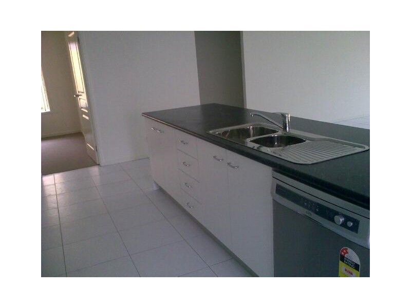 9 Goundry Drive, Holmview QLD 4207