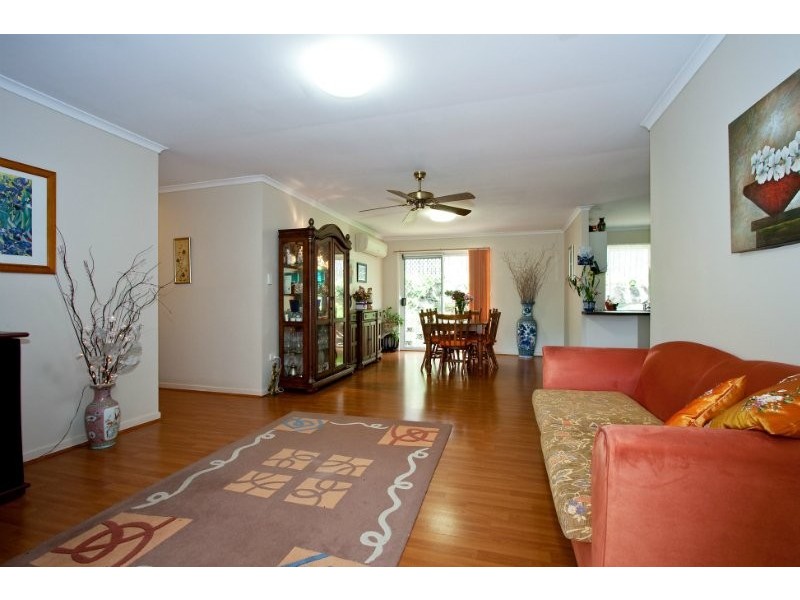 4 Labrador Court, Shailer Park QLD 4128