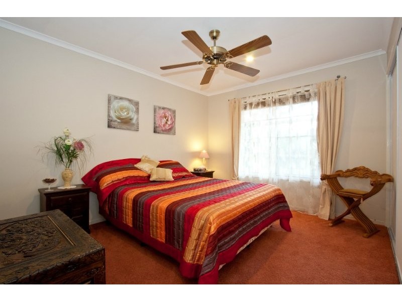 4 Labrador Court, Shailer Park QLD 4128