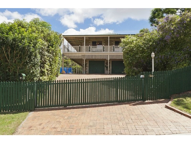 4 Elwyn Court, Springwood QLD 4127