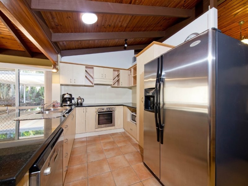 10 Merlin Court, Rochedale South QLD 4123