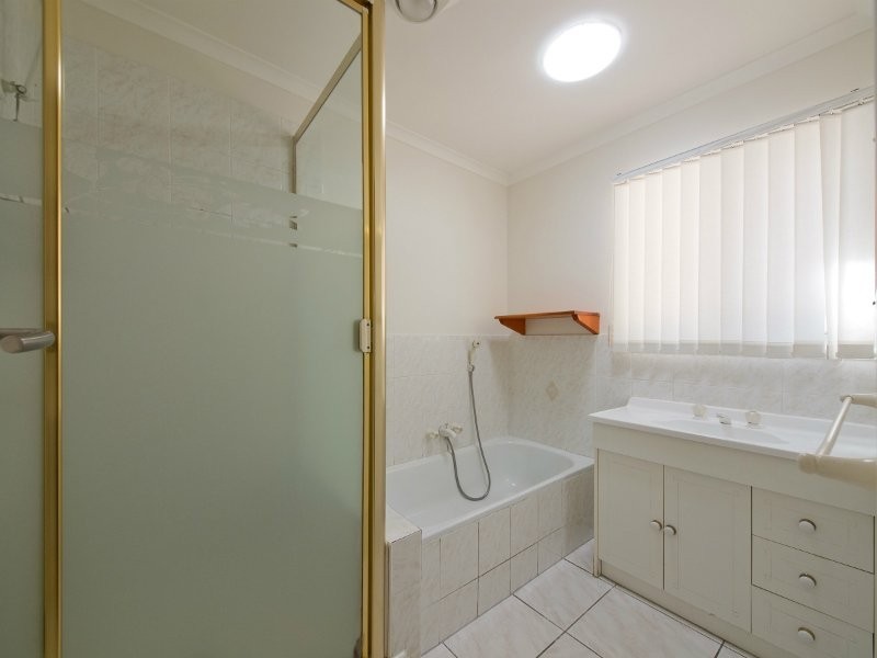 10 Merlin Court, Rochedale South QLD 4123