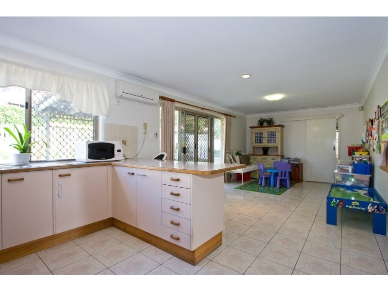 19 Everest Street, Daisy Hill QLD 4127