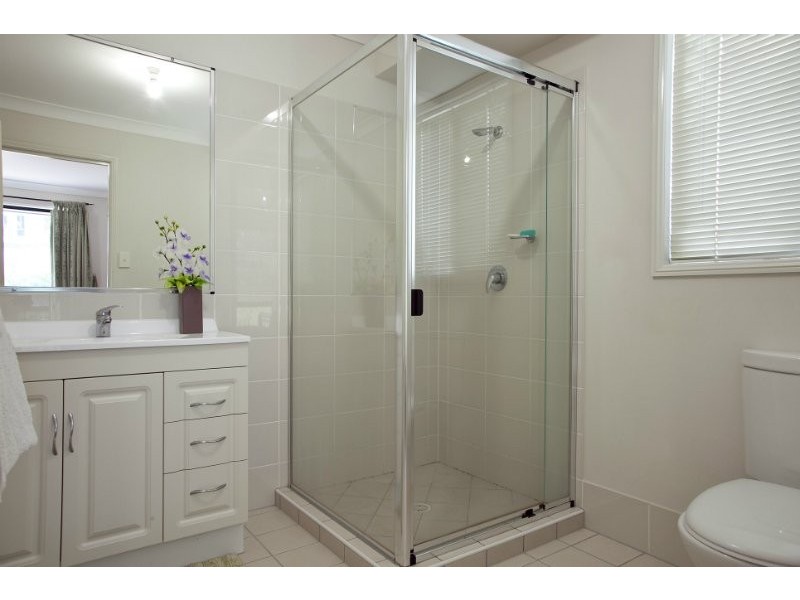 5 Range Drive, Tanah Merah QLD 4128