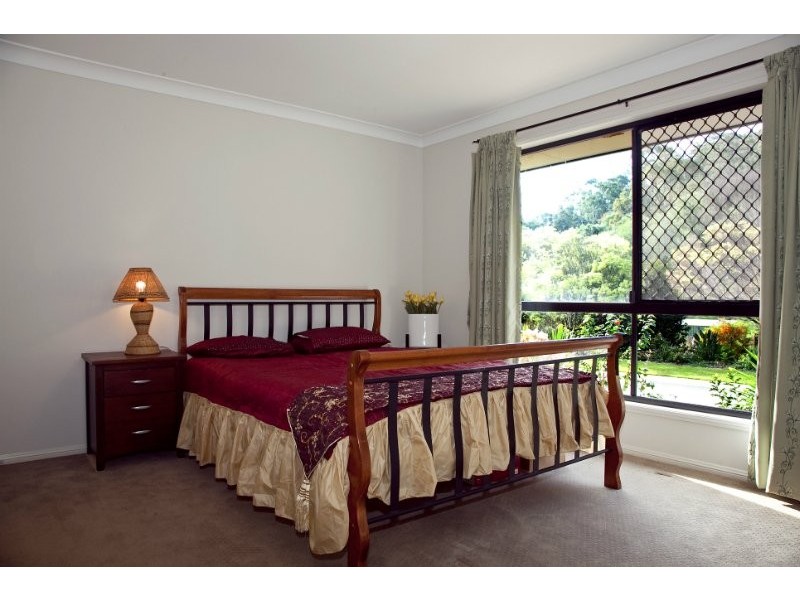 5 Range Drive, Tanah Merah QLD 4128