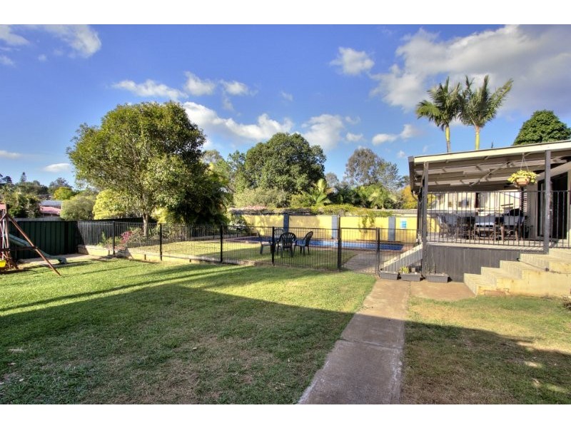 31 Lobelia Avenue, Daisy Hill QLD 4127