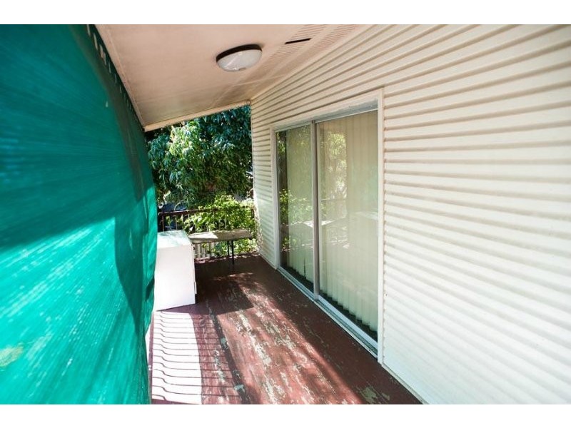4 Marlow Street, Woodridge QLD 4114