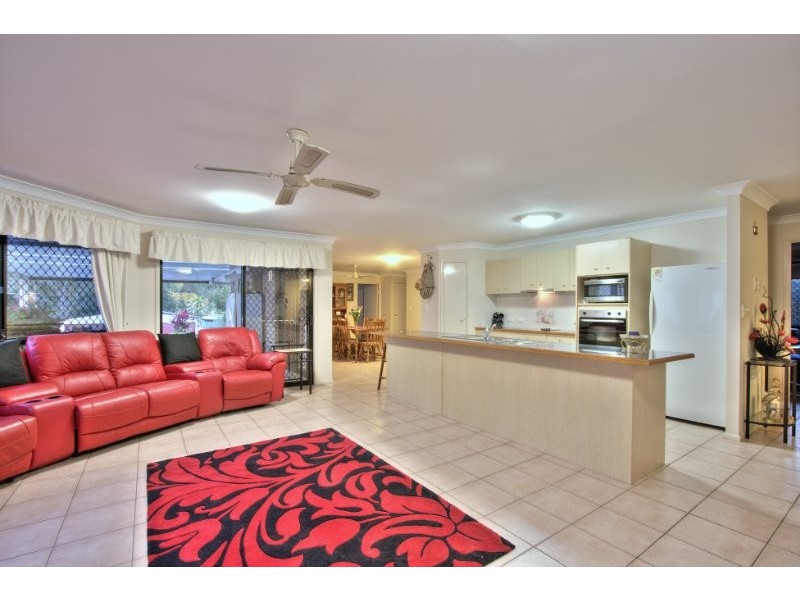5 Greenview Avenue, Rochedale South QLD 4123