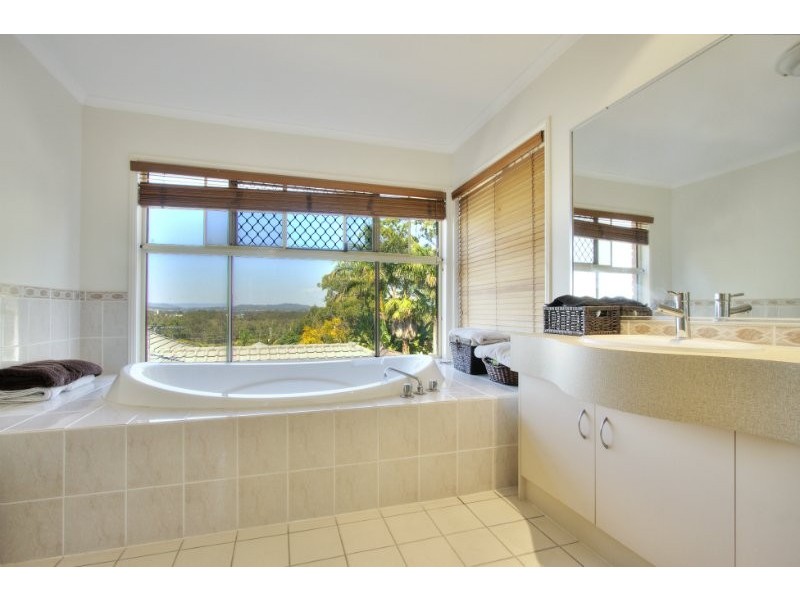 25 Ridgepointe Drive, Cornubia QLD 4130