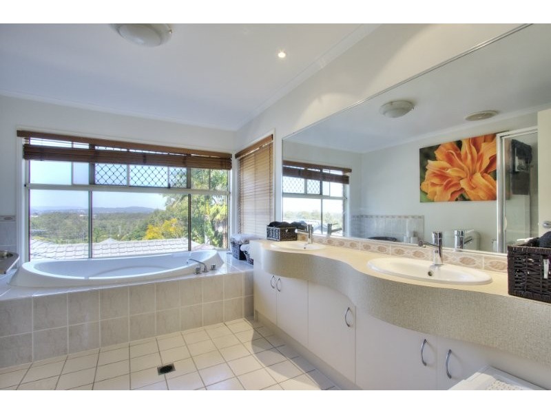 25 Ridgepointe Drive, Cornubia QLD 4130