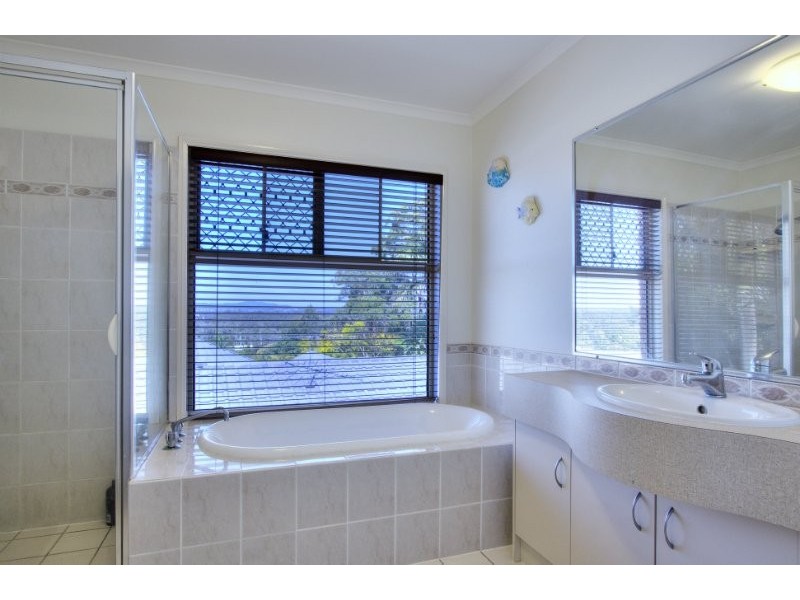 25 Ridgepointe Drive, Cornubia QLD 4130