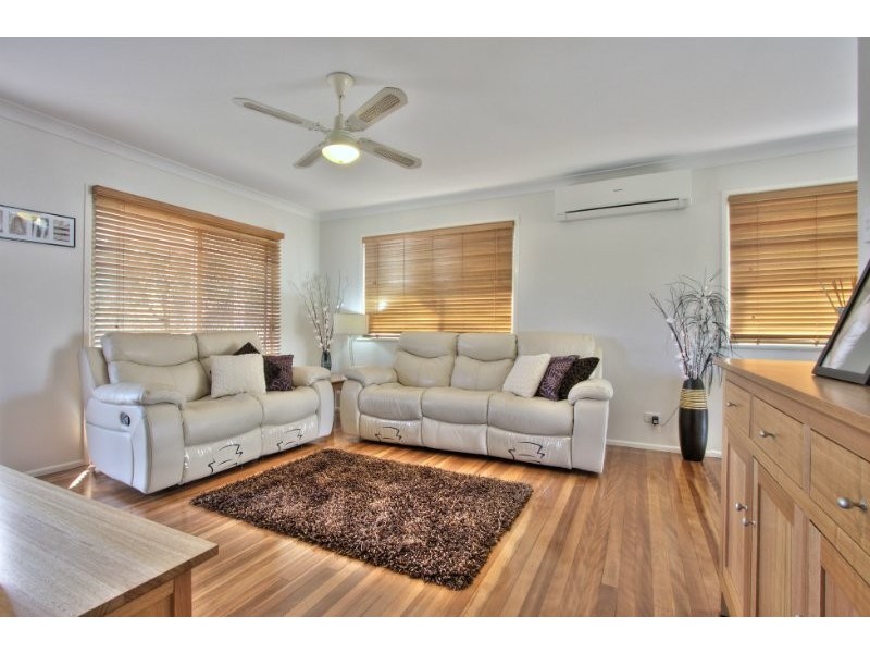 105 Camrose Crescent, Underwood QLD 4119