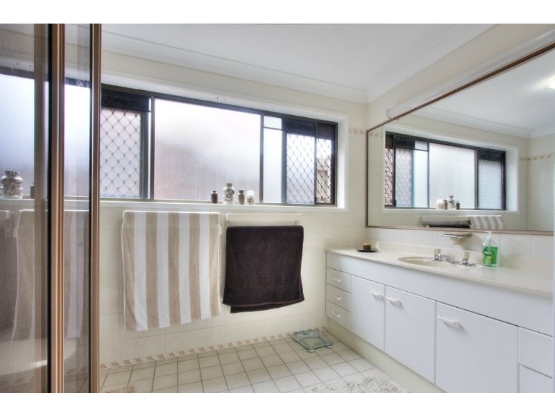 48 Adelong Road, Shailer Park QLD 4128