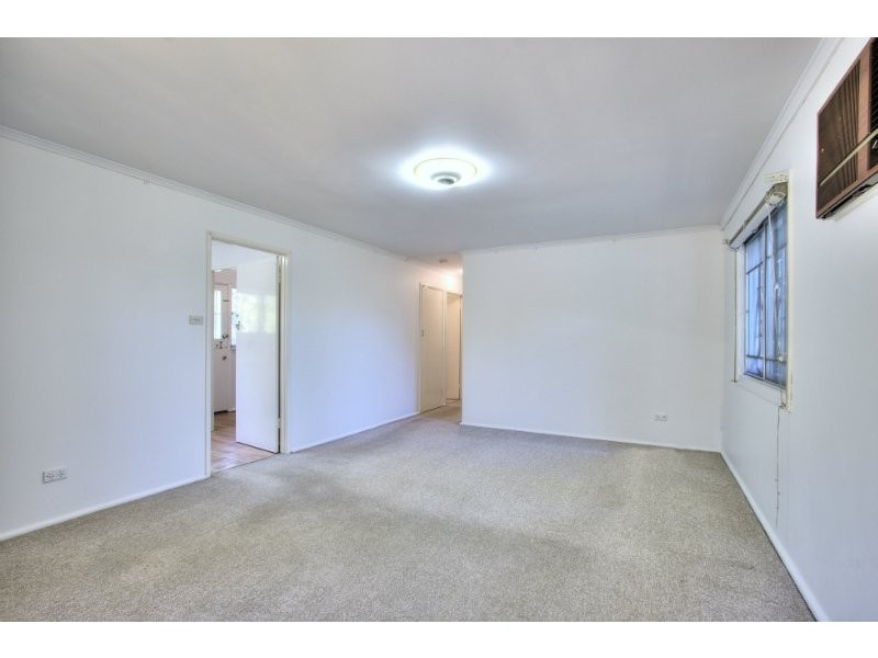 152 Smith Road, Woodridge QLD 4114